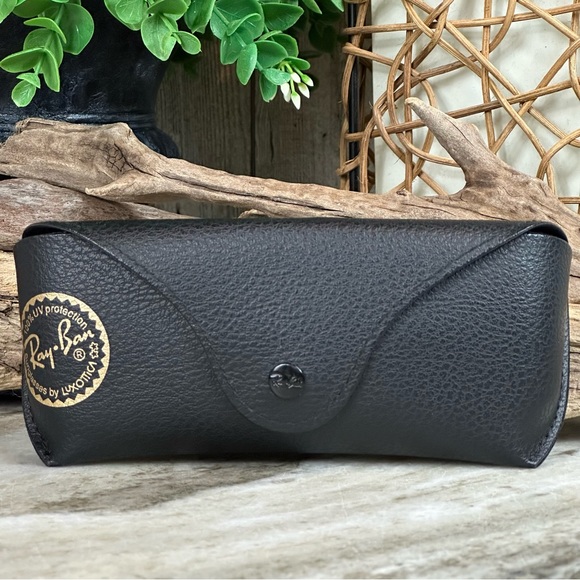 RAY BAN -Black Sunglasses Eyeglasses Soft Textured Leather Case / Cloth - Picture 1 of 7